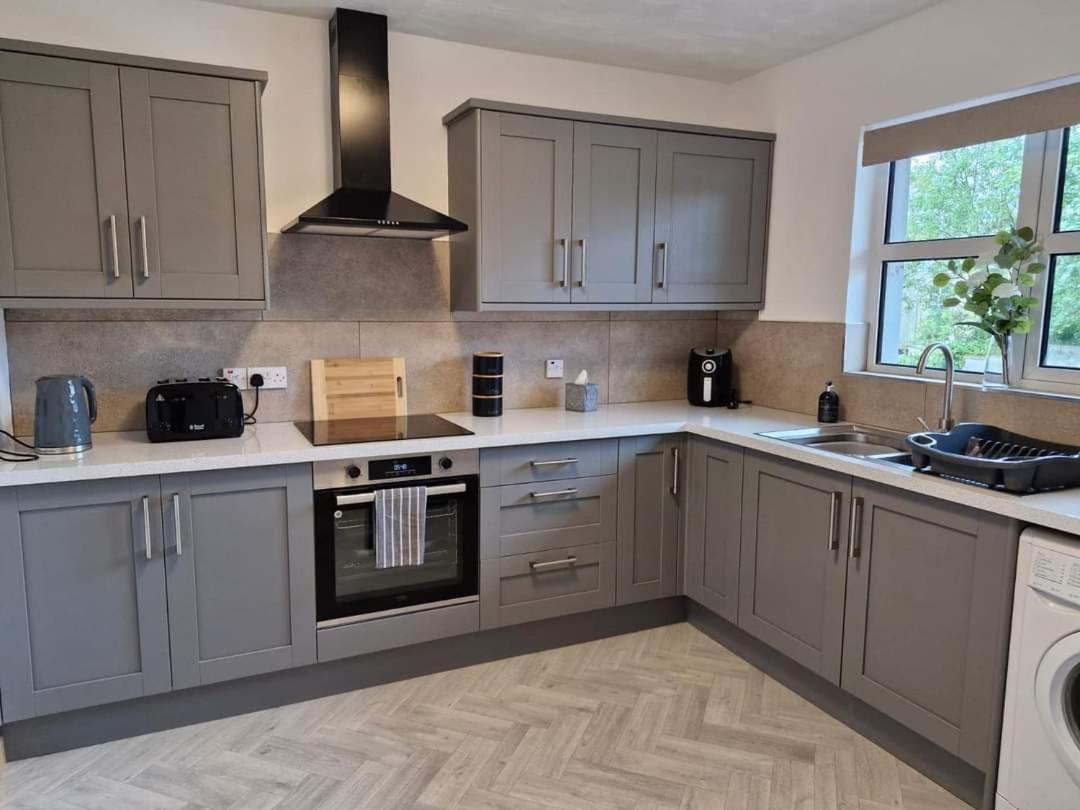 Cosy At The Castle Appartement Carrickfergus Buitenkant foto